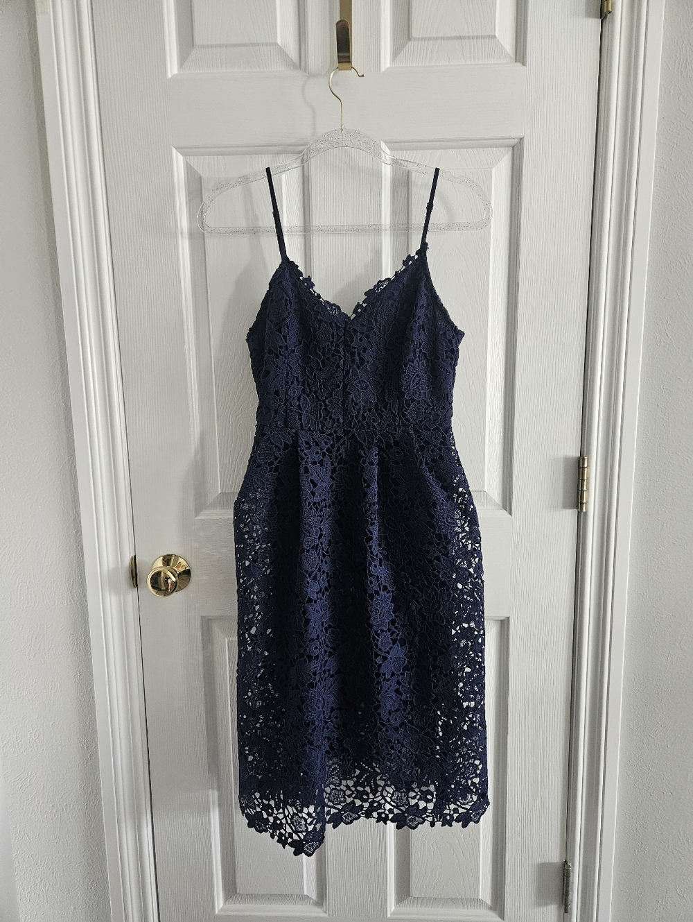 NWOT ASTR The Label Navy Blue Lace Spaghetti Strap Mini Dress
